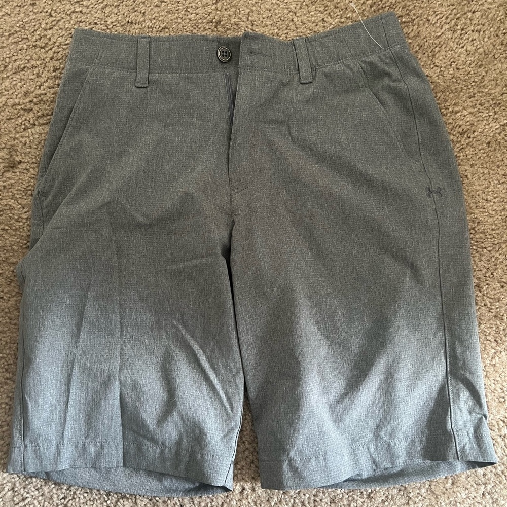 Under Armour Men's Gray Shorts